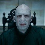 Harry Potter and the Deathly Hallows: Part 1 (Review)