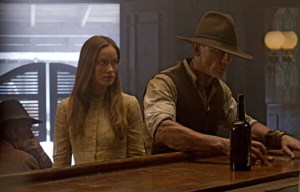 cowboys and aliens 004 600x383 Trailer Talk: Cowboys and Aliens