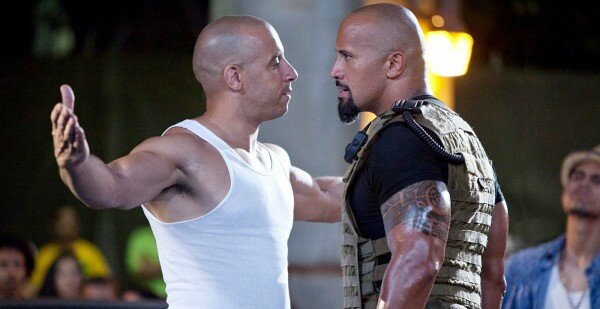 fast five011 e1304298397889 600x309 Fast & Furious 5 [Fast Five] (Review)