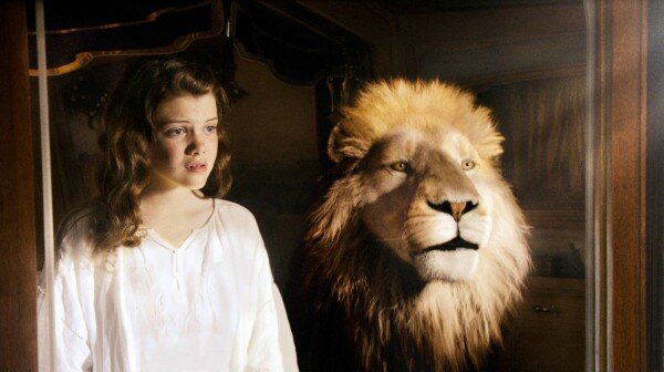narnia lion 600x336 The Chronicles of Narnia: The Voyage of the Dawn Treader (Review)