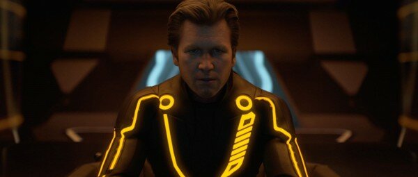 2010 tron legacy 0941 600x255 TRON: Legacy (Review)